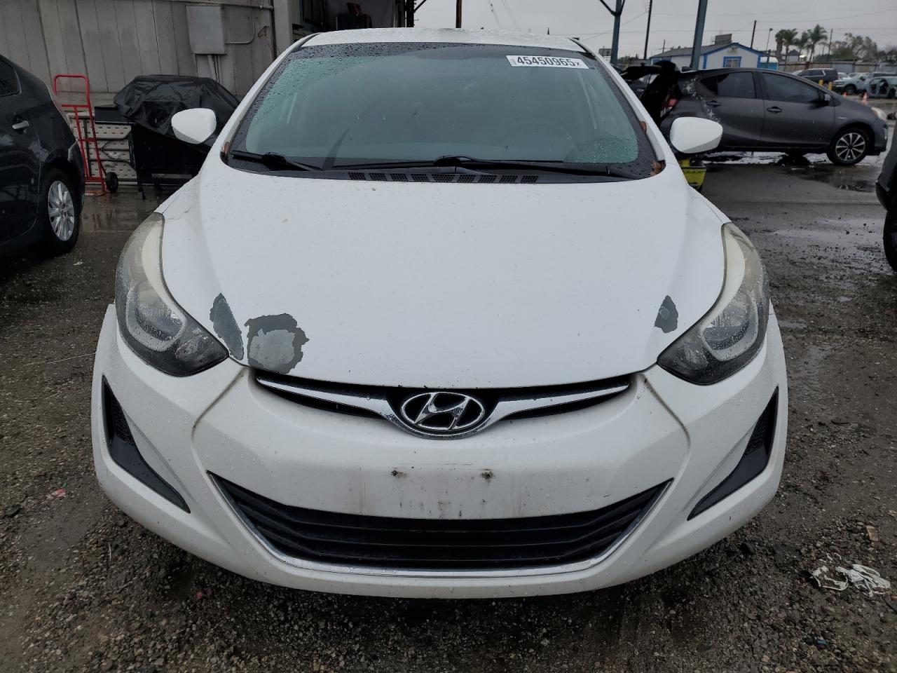 2016 Hyundai Elantra - Image 5