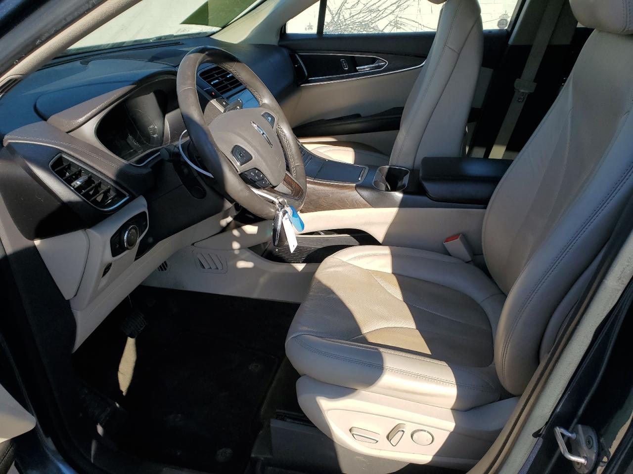 2018 Lincoln MKX - Image 7
