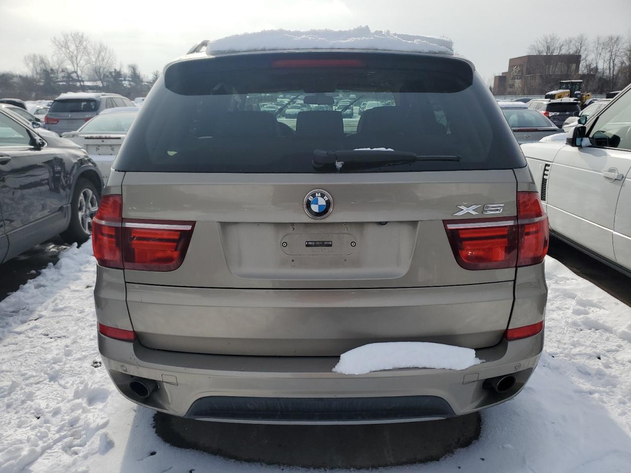 2011 BMW X5 - Image 6