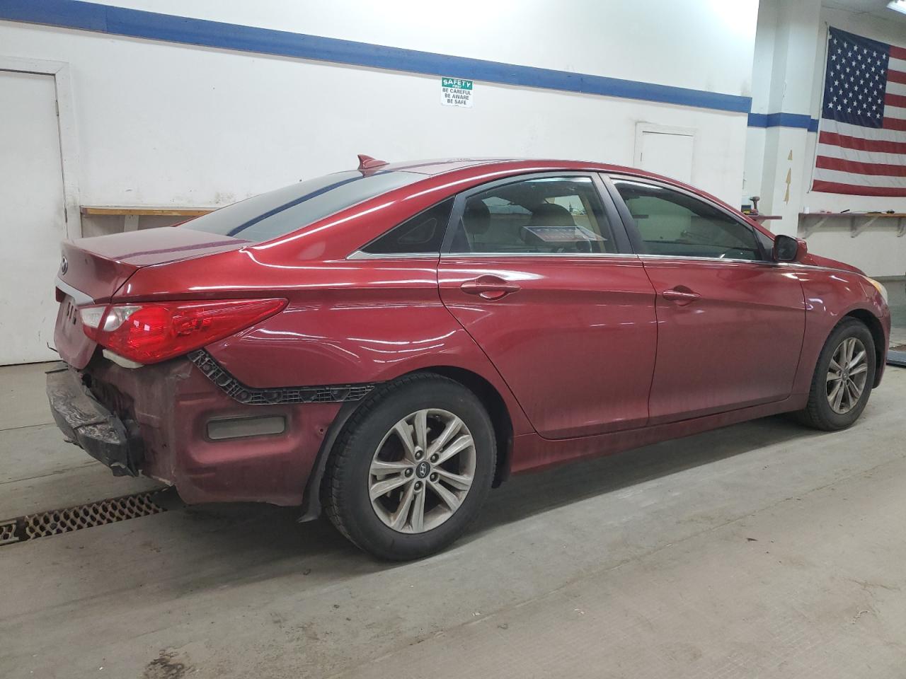 2013 Hyundai Sonata - Image 3