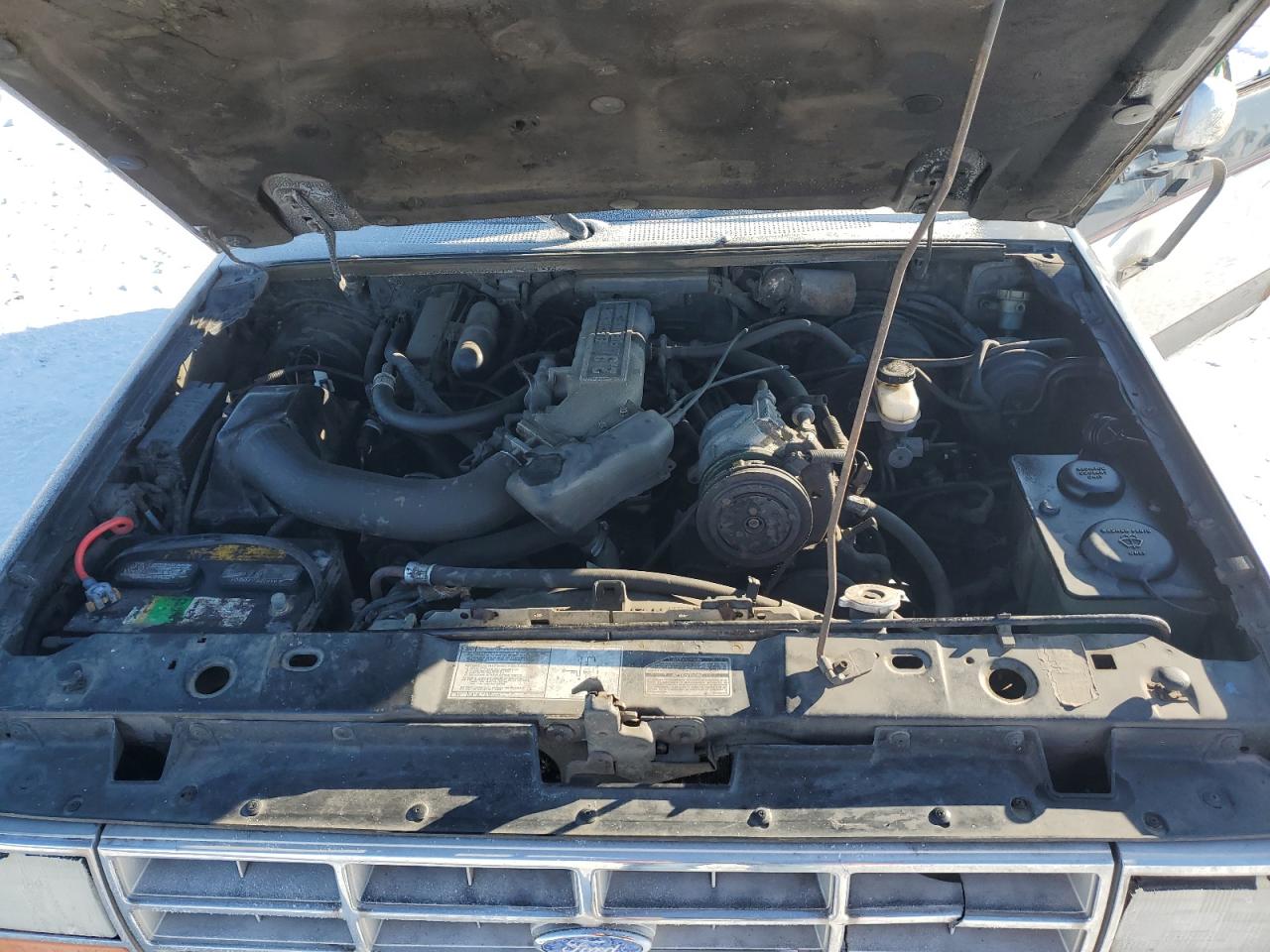 1989 Ford Bronco - Image 12