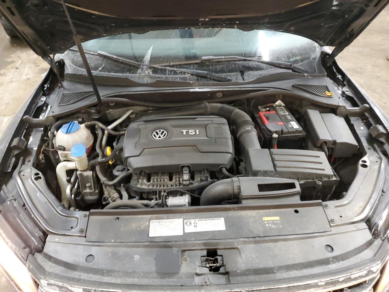 2016 Volkswagen Passat - Image 12