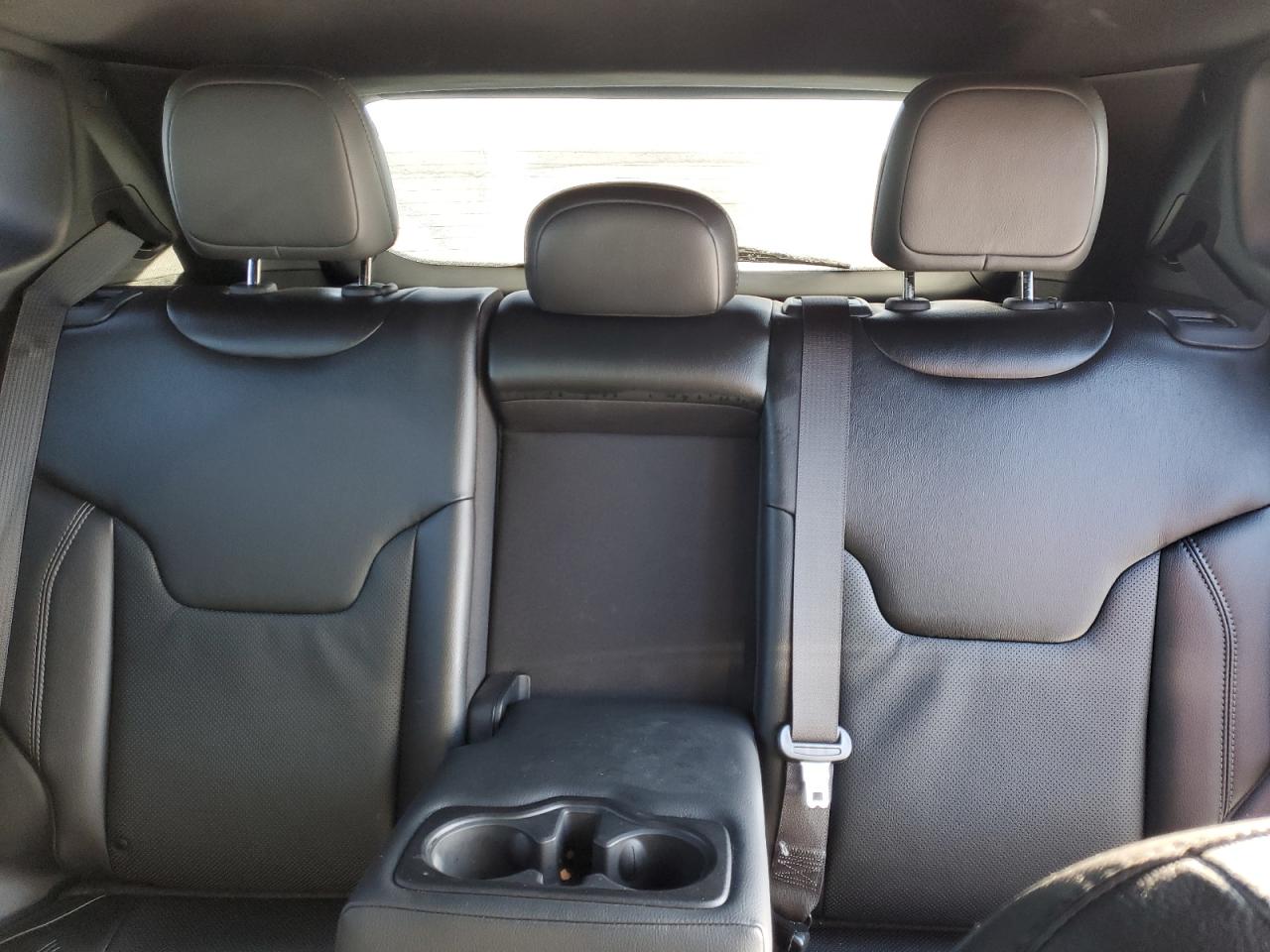 2020 Jeep Compass - Image 10