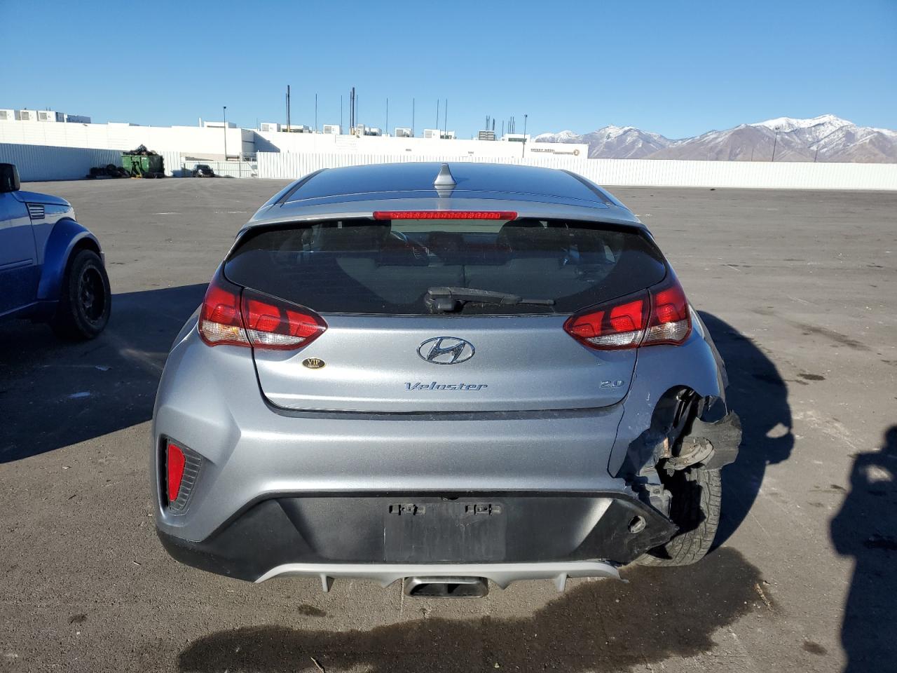 2019 Hyundai Veloster - Image 6