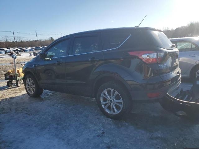  FORD ESCAPE 2017 Czarny