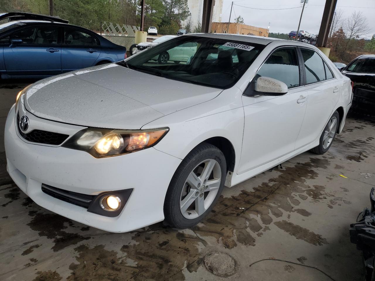 2014 Toyota Camry - Image 1
