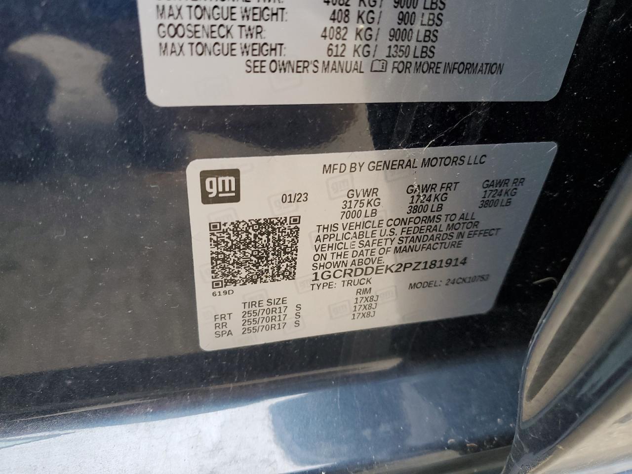 2023 Chevrolet Silverado - Image 12