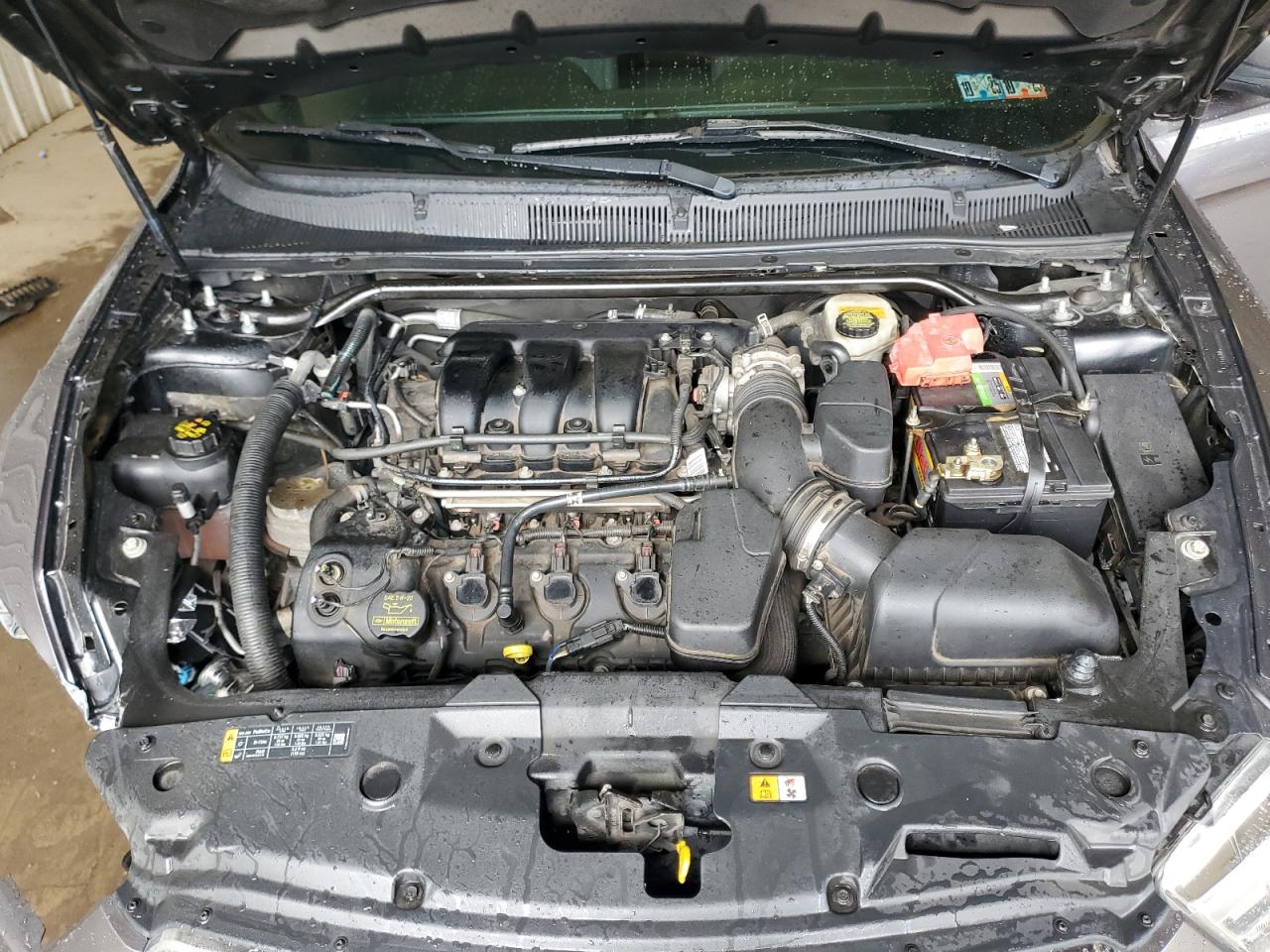 2014 Ford Taurus - Image 11