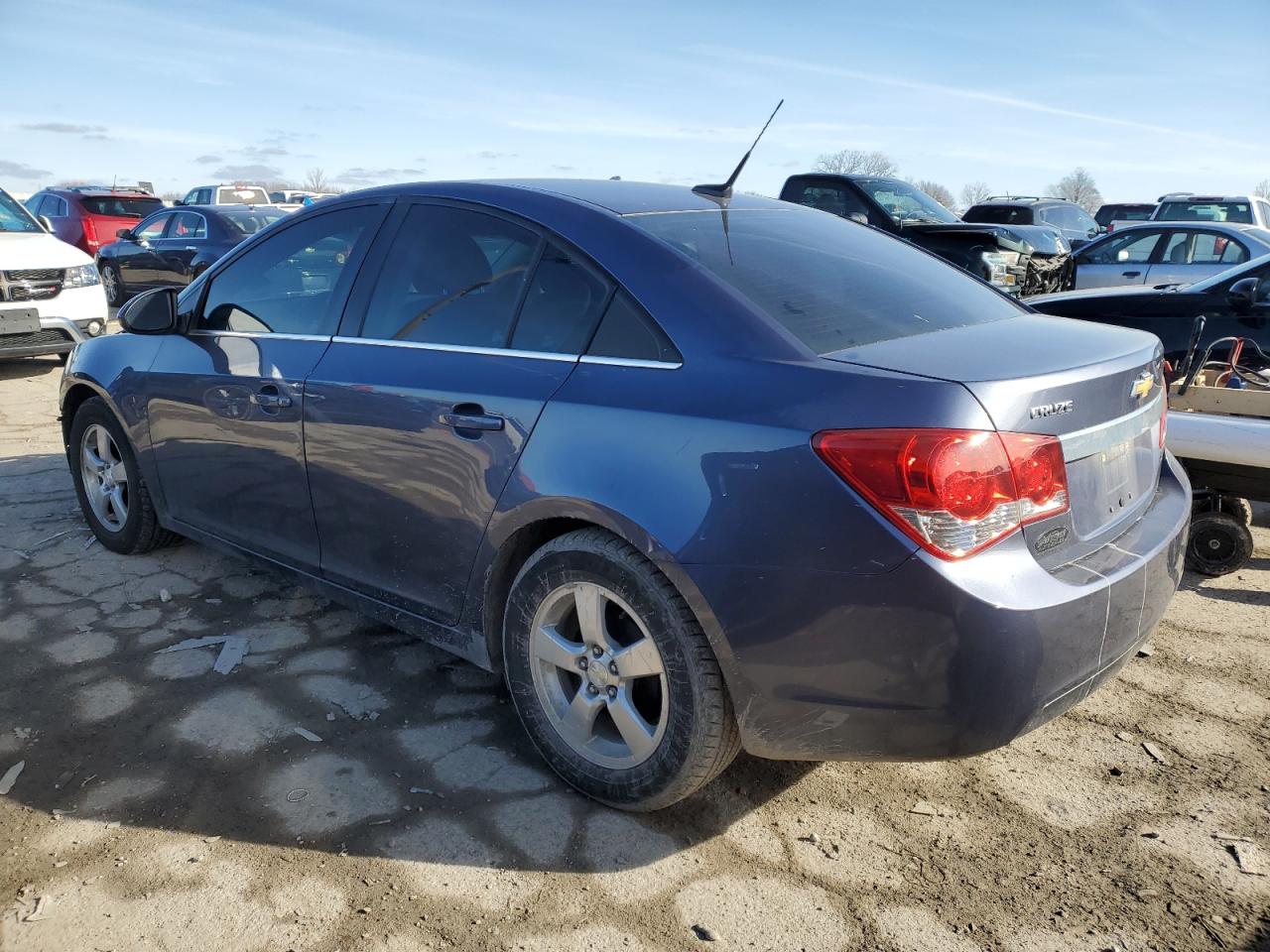 2014 Chevrolet Cruze - Image 2