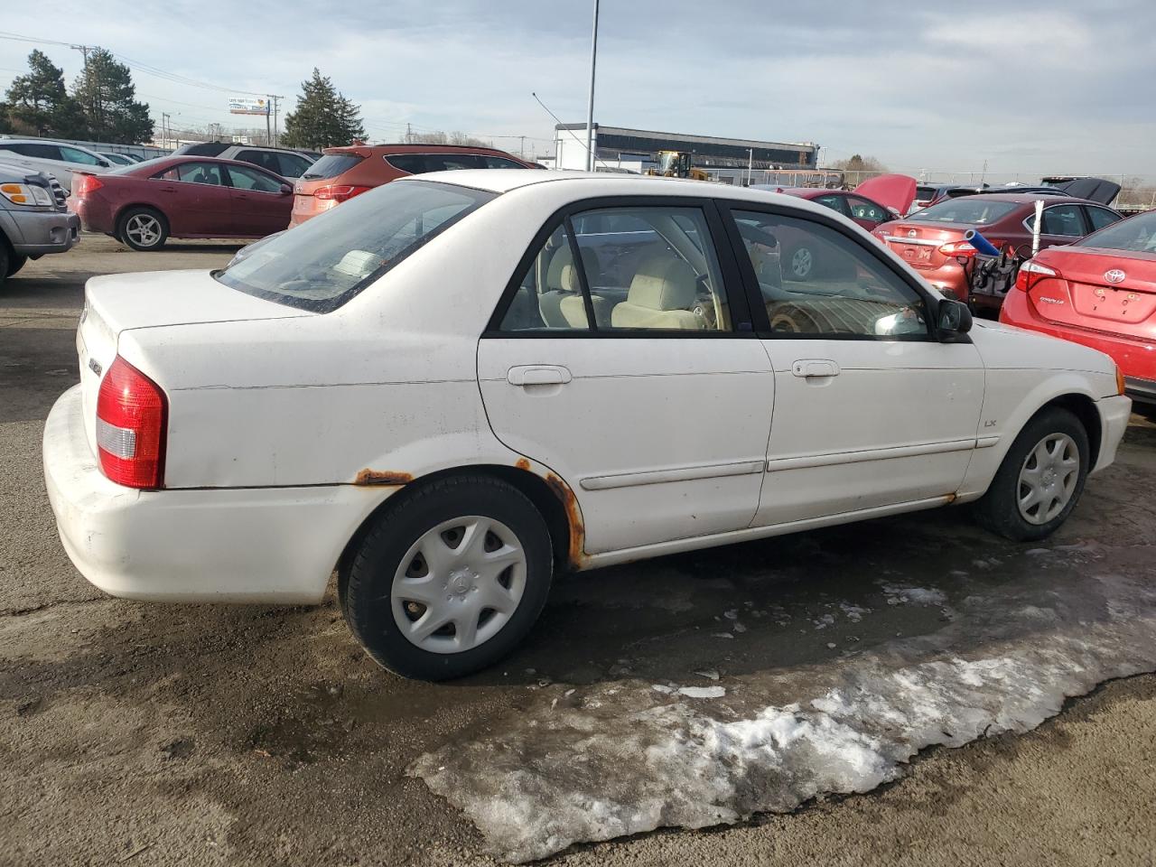 2000 Mazda Protege - Image 3