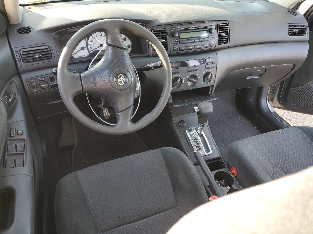 2004 Toyota Corolla - Image 8