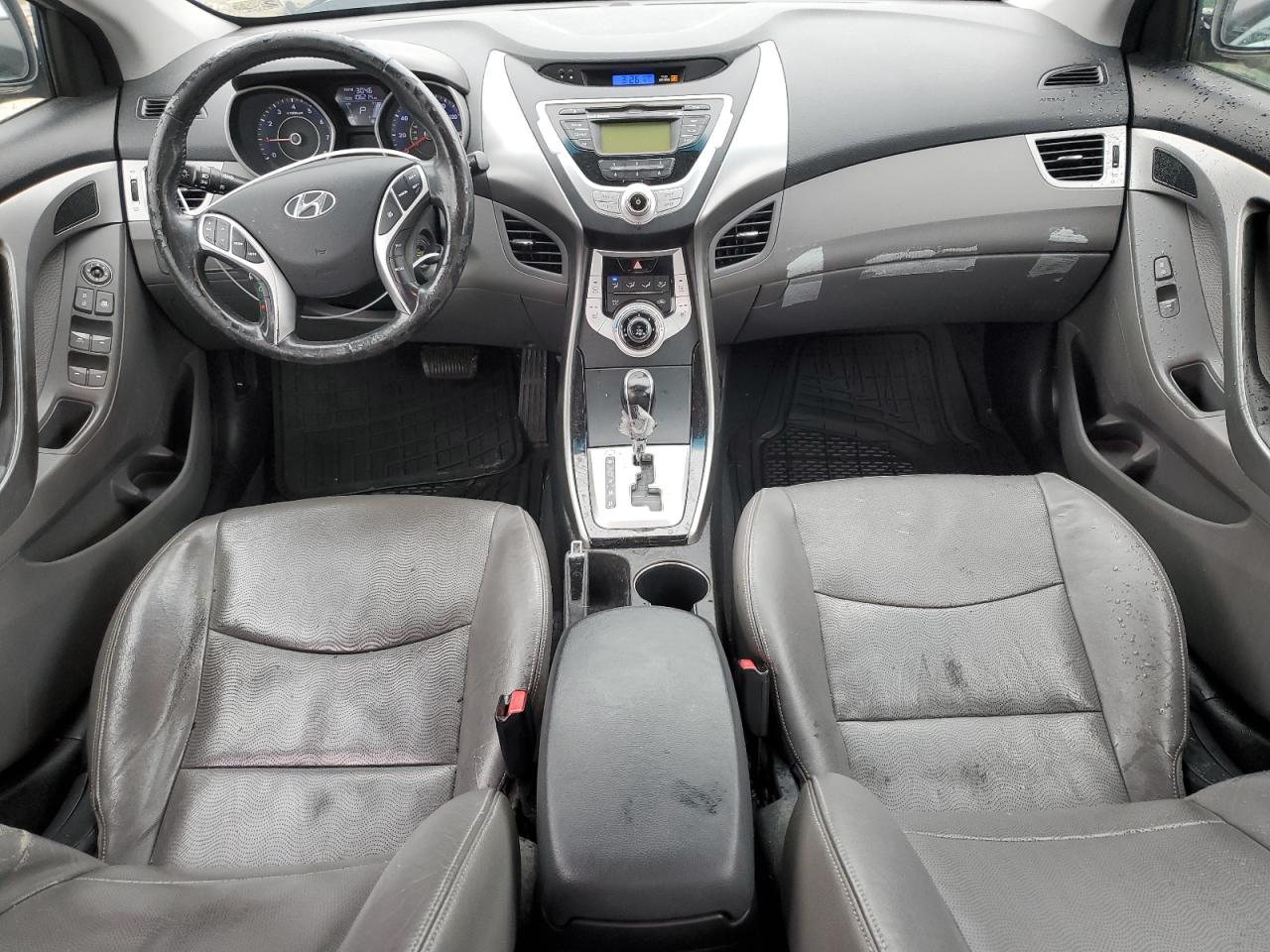 2011 Hyundai Elantra - Image 8
