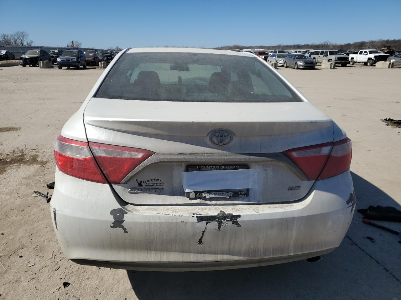 2016 Toyota Camry - Image 6