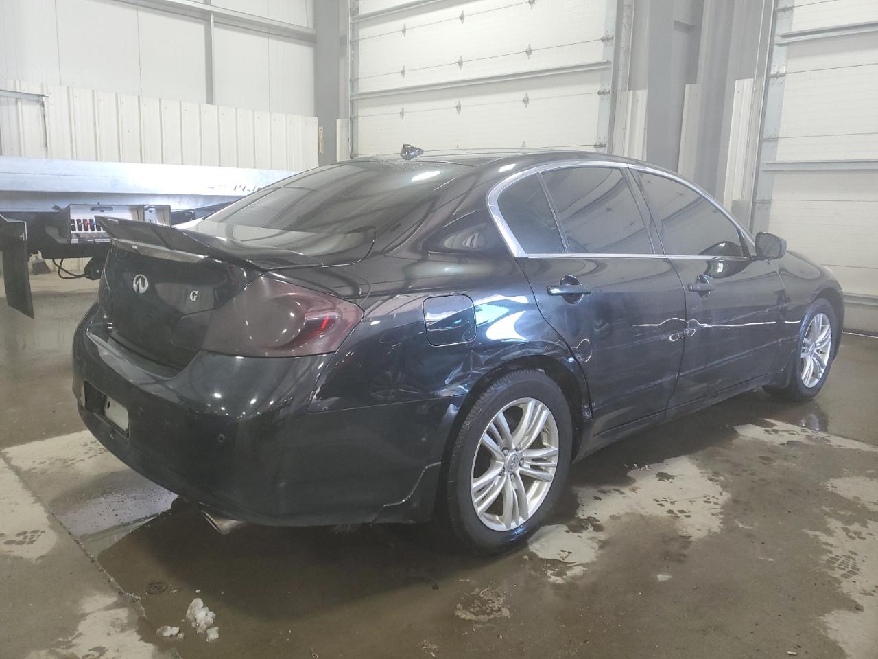 2012 Infiniti G - Image 3