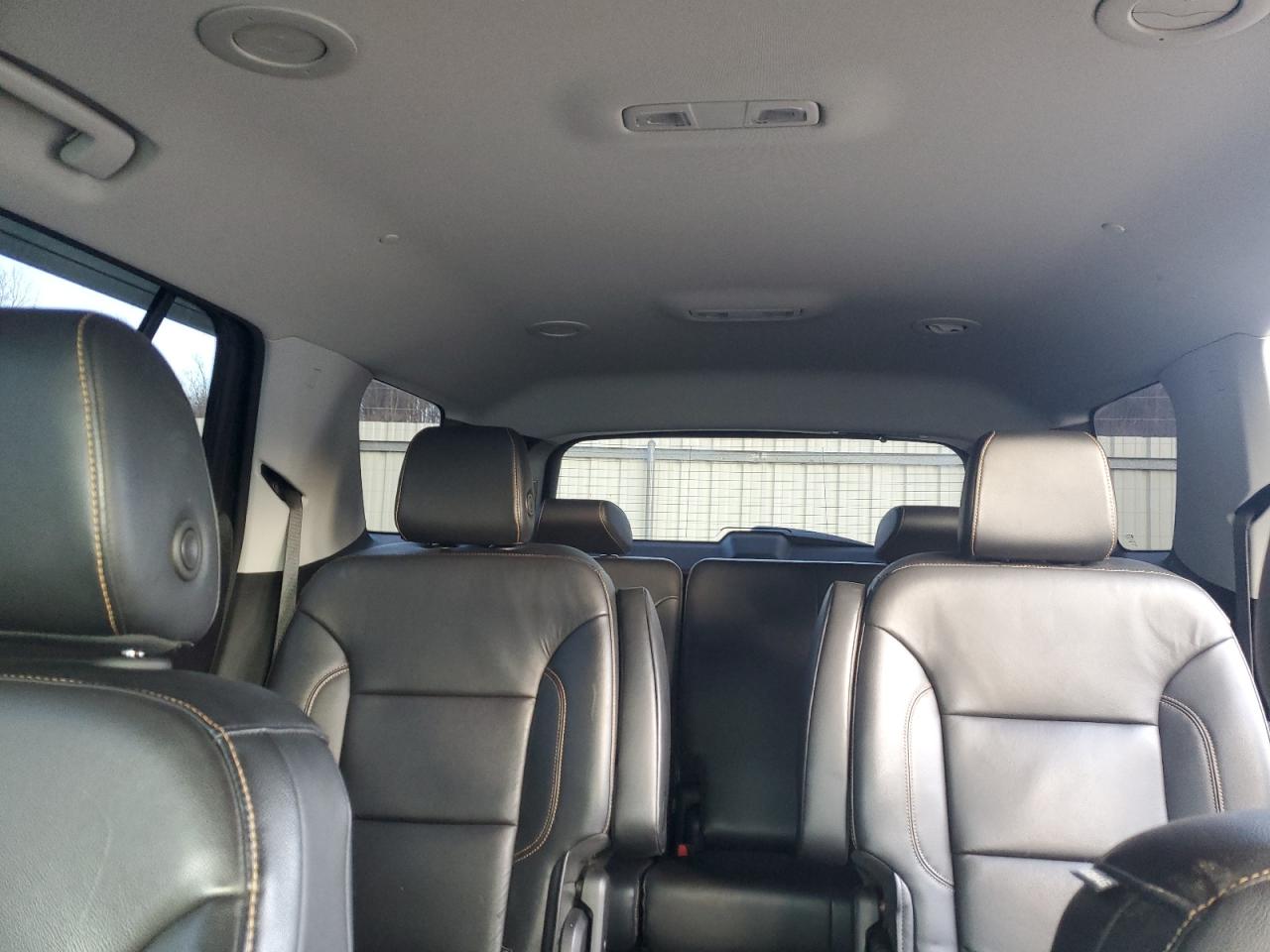 2018 Chevrolet Traverse - Image 10