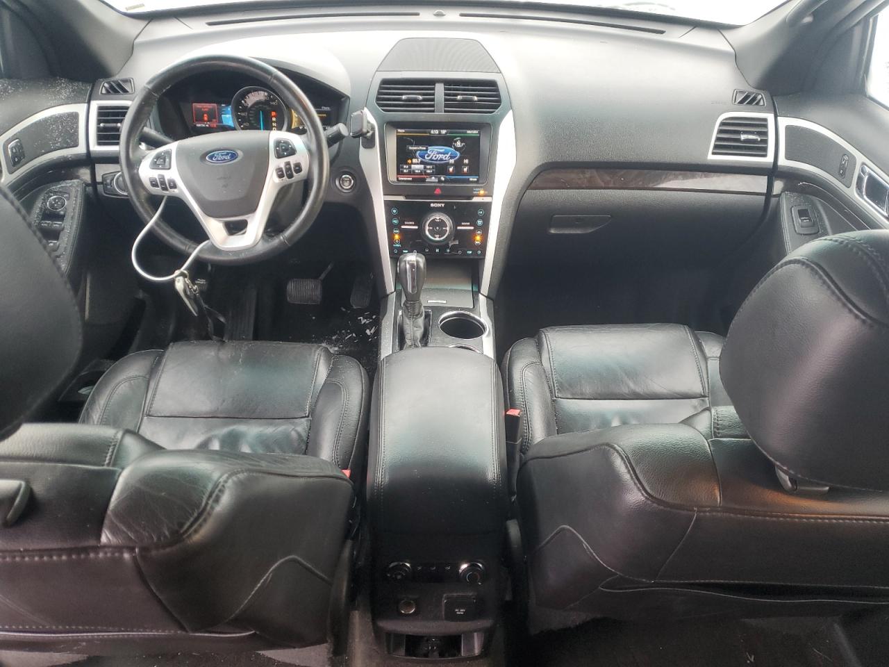 2012 Ford Explorer - Image 8