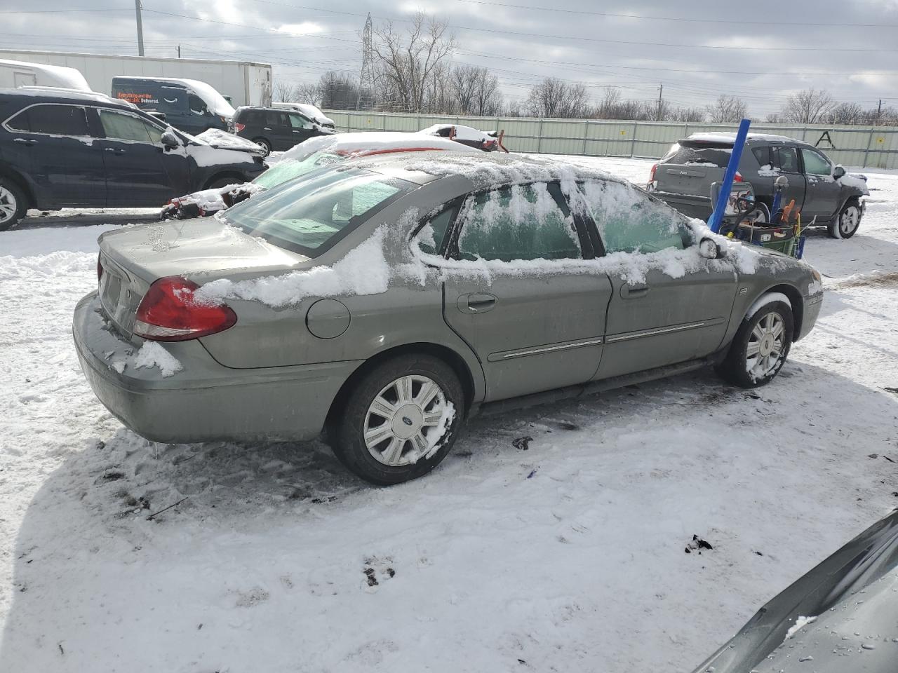2004 Ford Taurus - Image 3