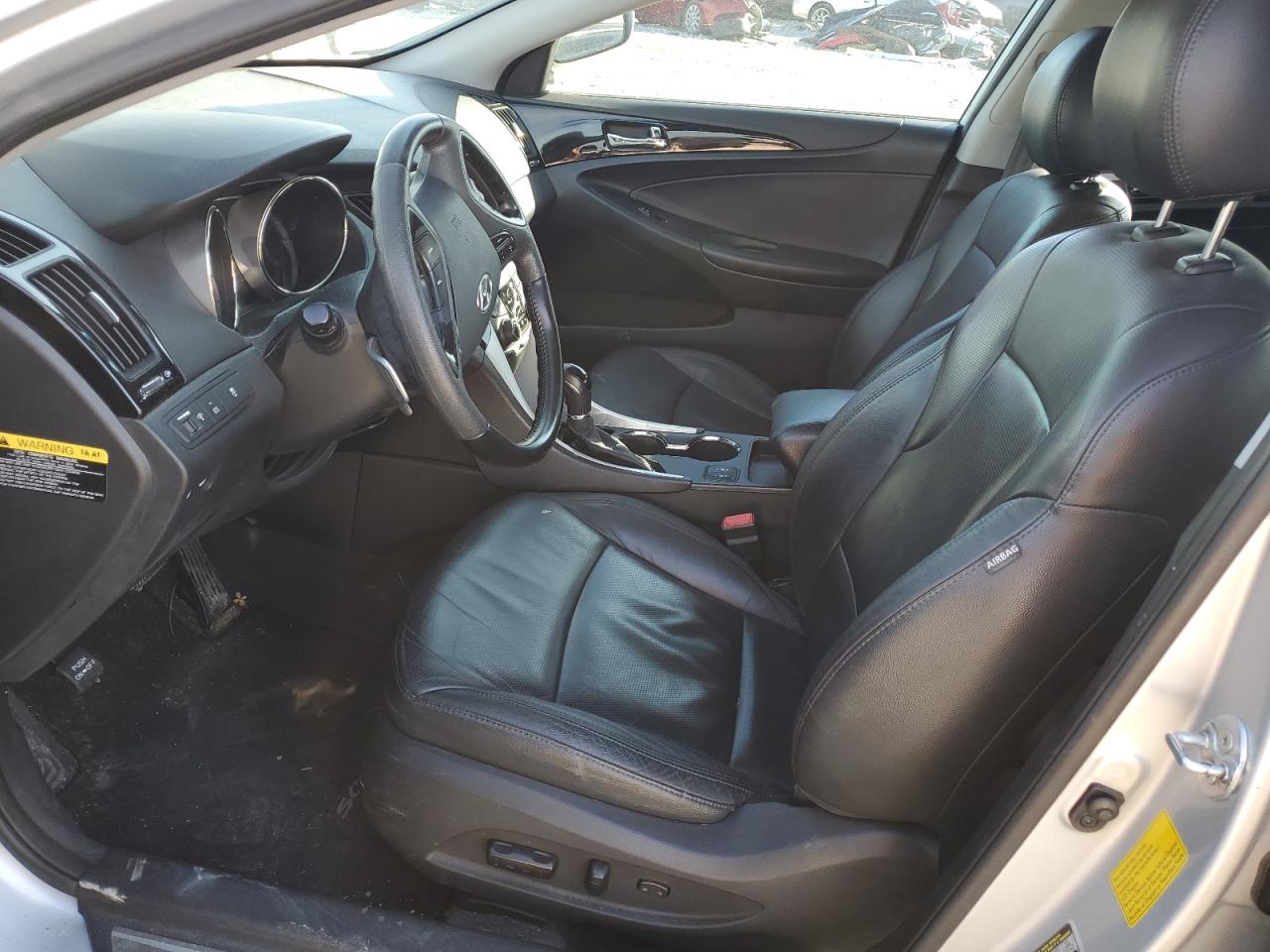 2013 Hyundai Sonata - Image 7
