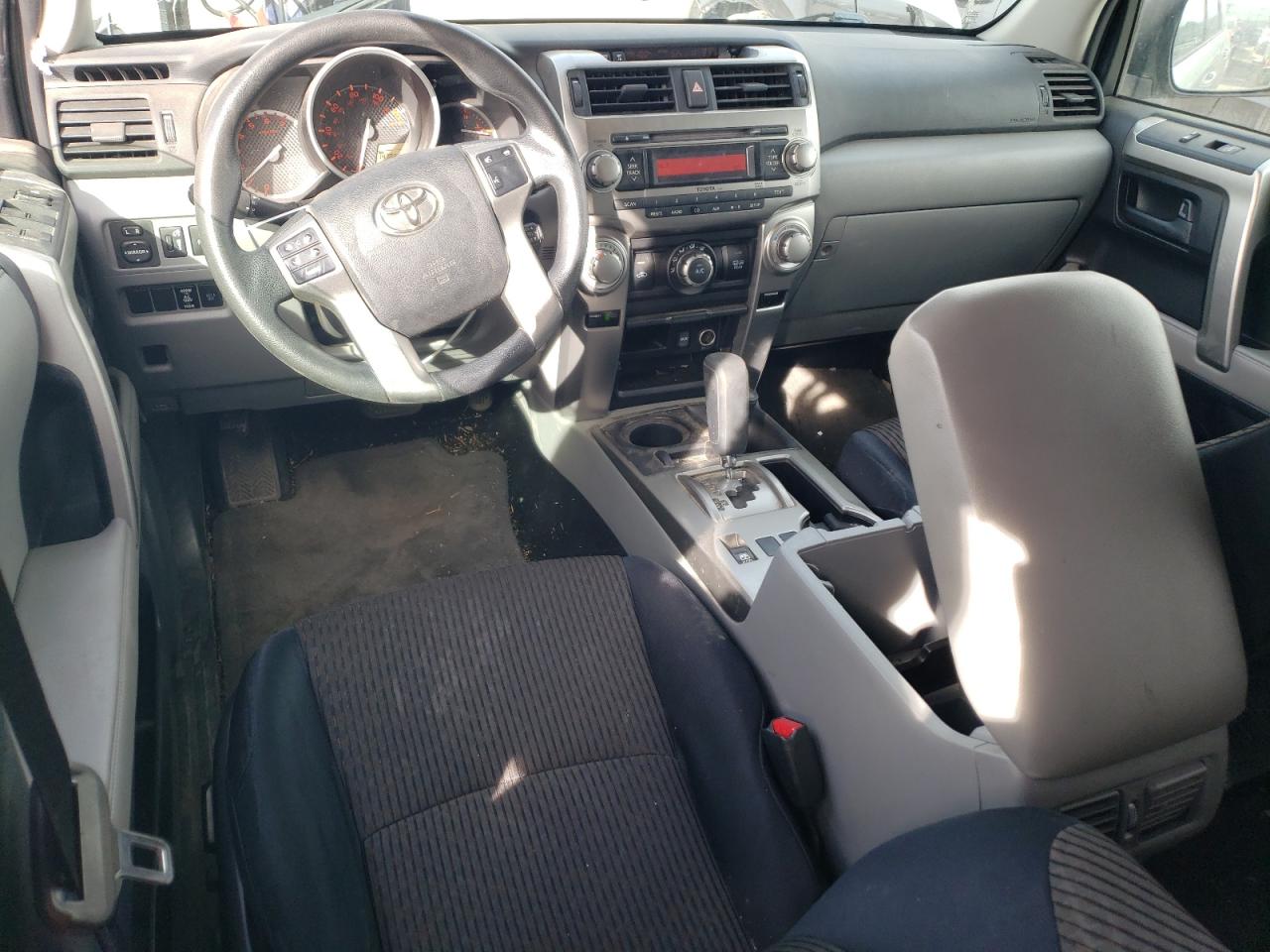 2010 Toyota 4Runner - Image 8