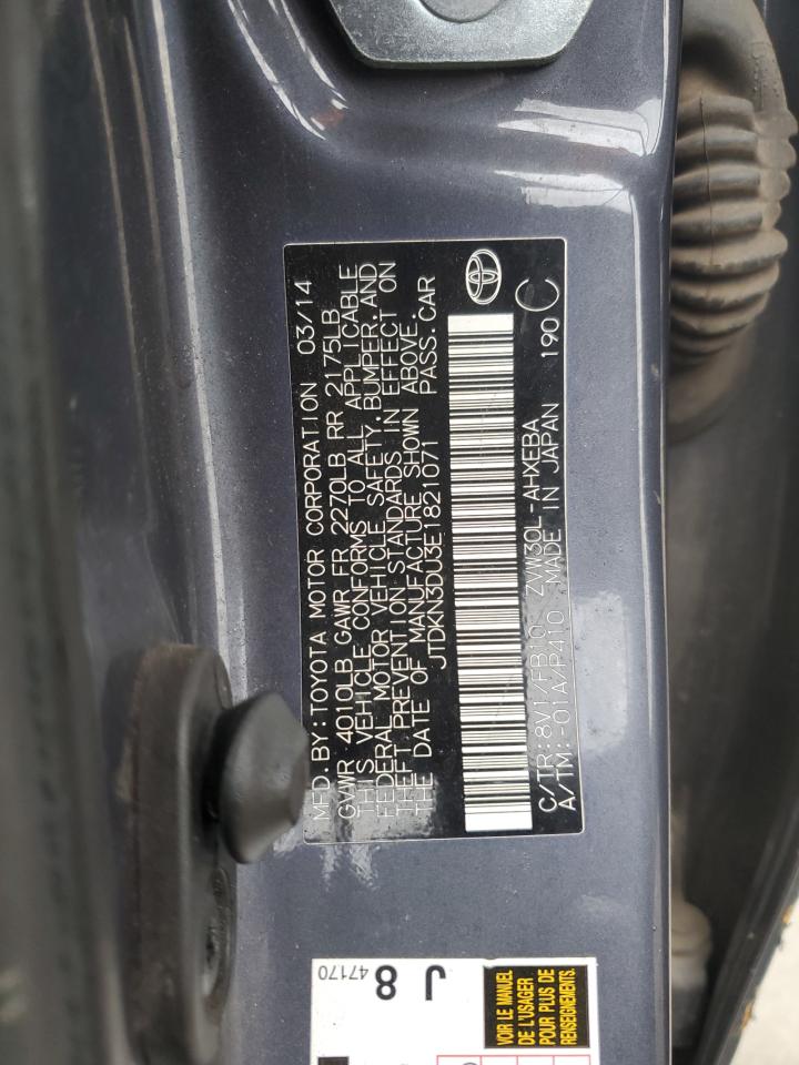 2014 Toyota Prius - Image 12