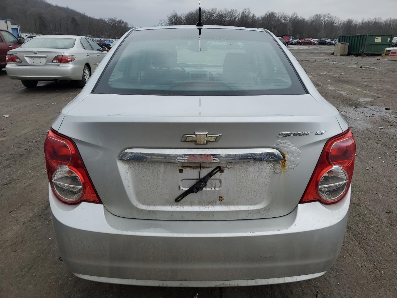2012 Chevrolet Sonic - Image 6