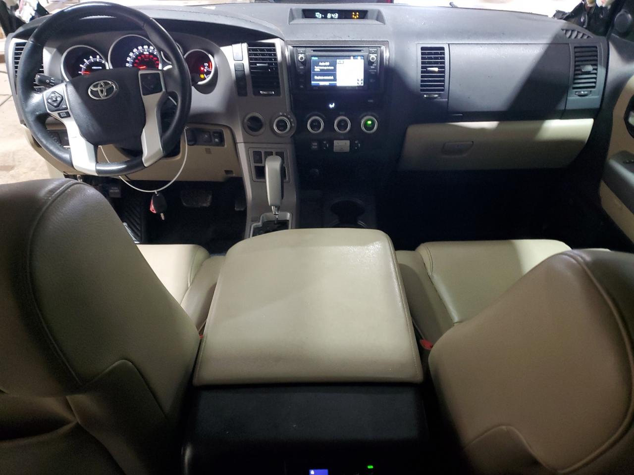 2017 Toyota Sequoia - Image 8