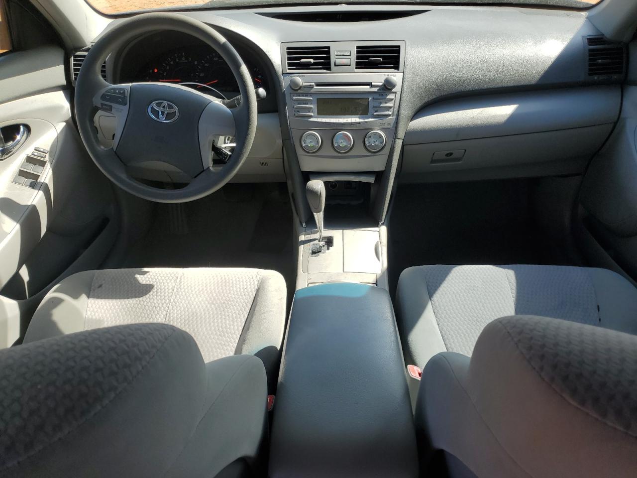 2011 Toyota Camry - Image 8