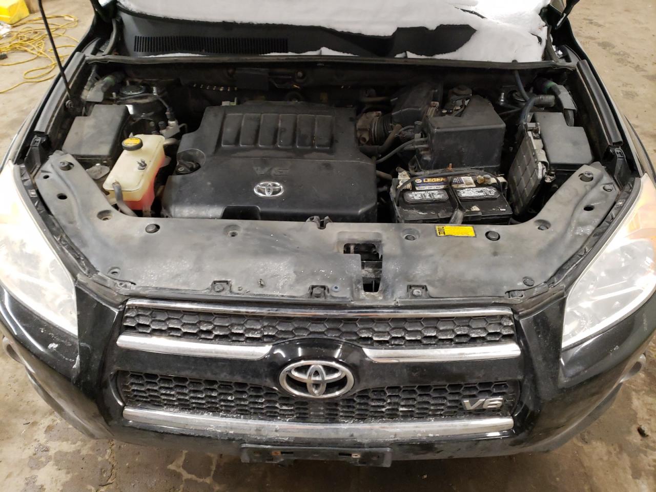 2011 Toyota RAV 4 - Image 12