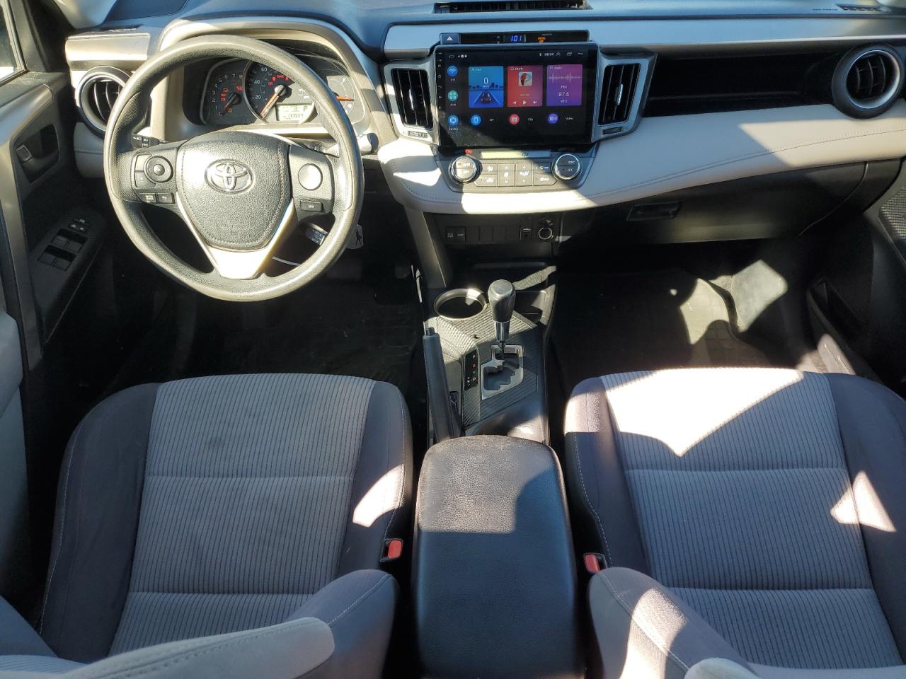 2013 Toyota RAV 4 - Image 8