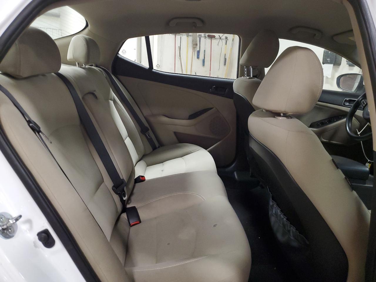 2015 Kia Optima - Image 10