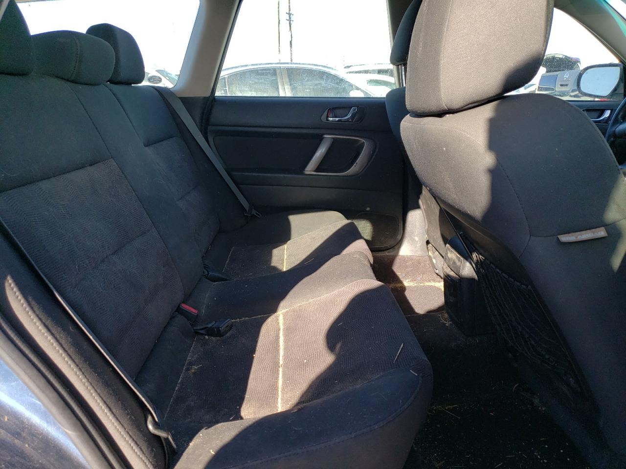 2009 Subaru Outback - Image 11