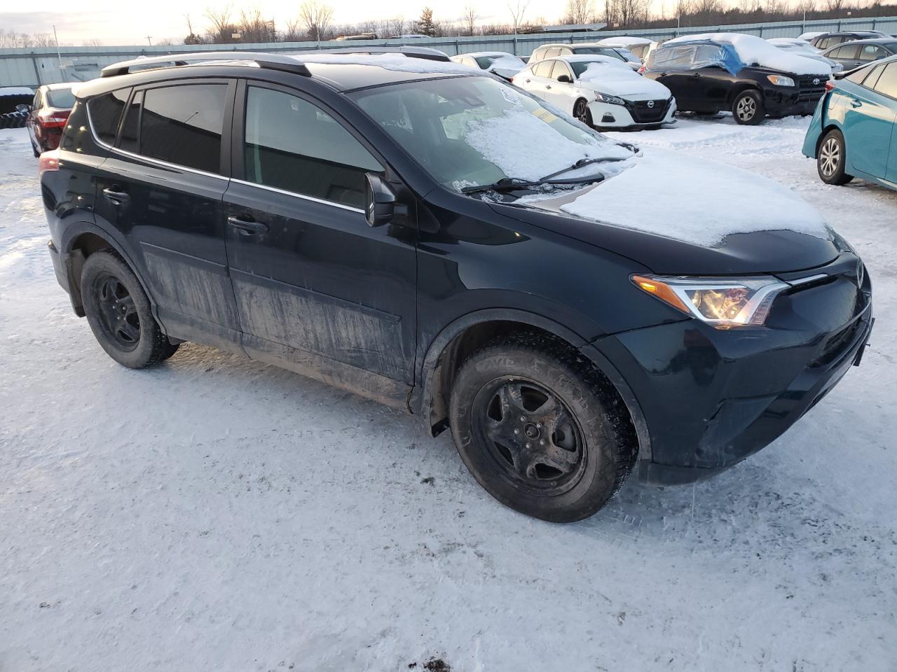 2017 Toyota RAV 4 - Image 4