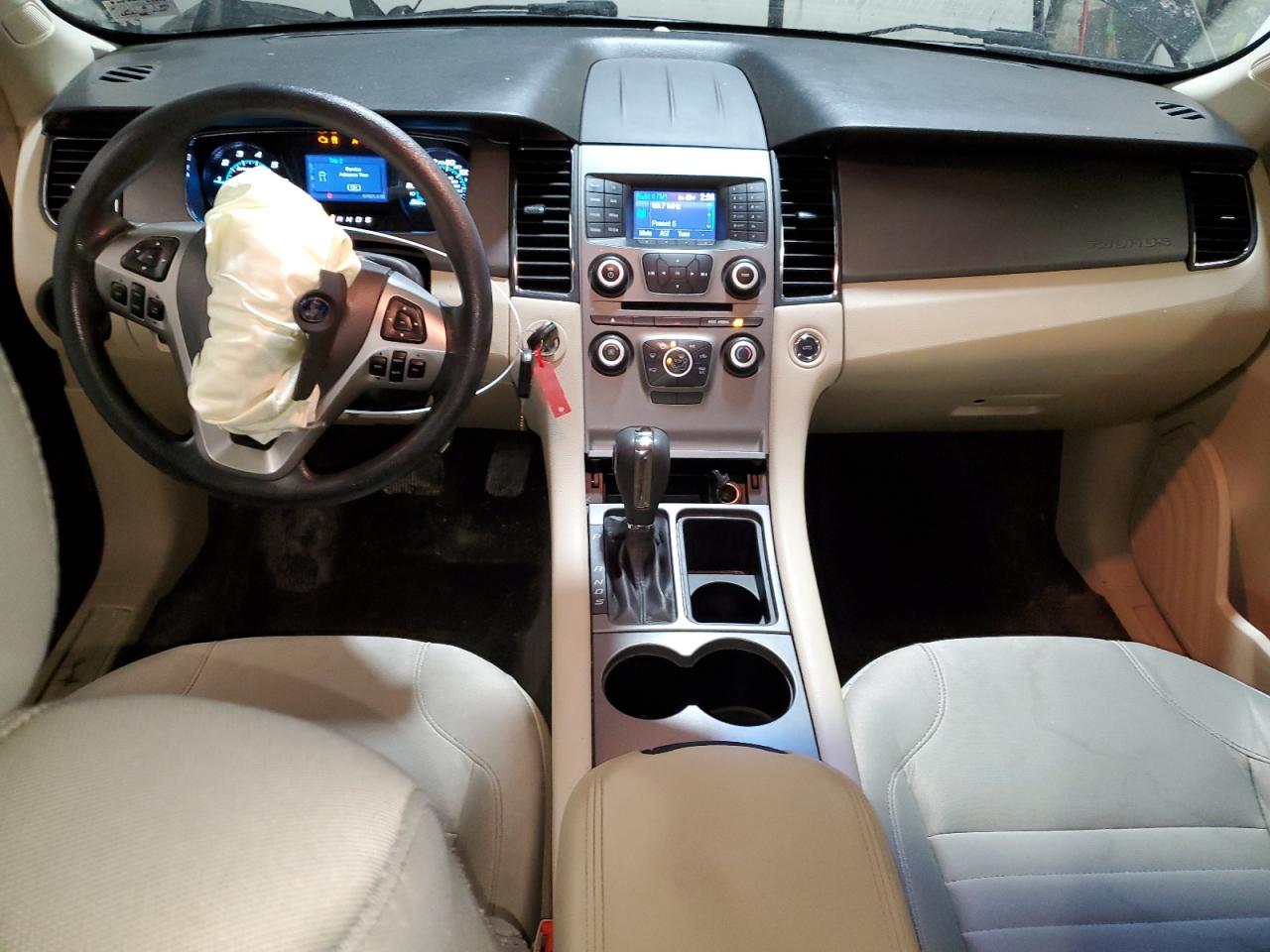 2014 Ford Taurus - Image 8