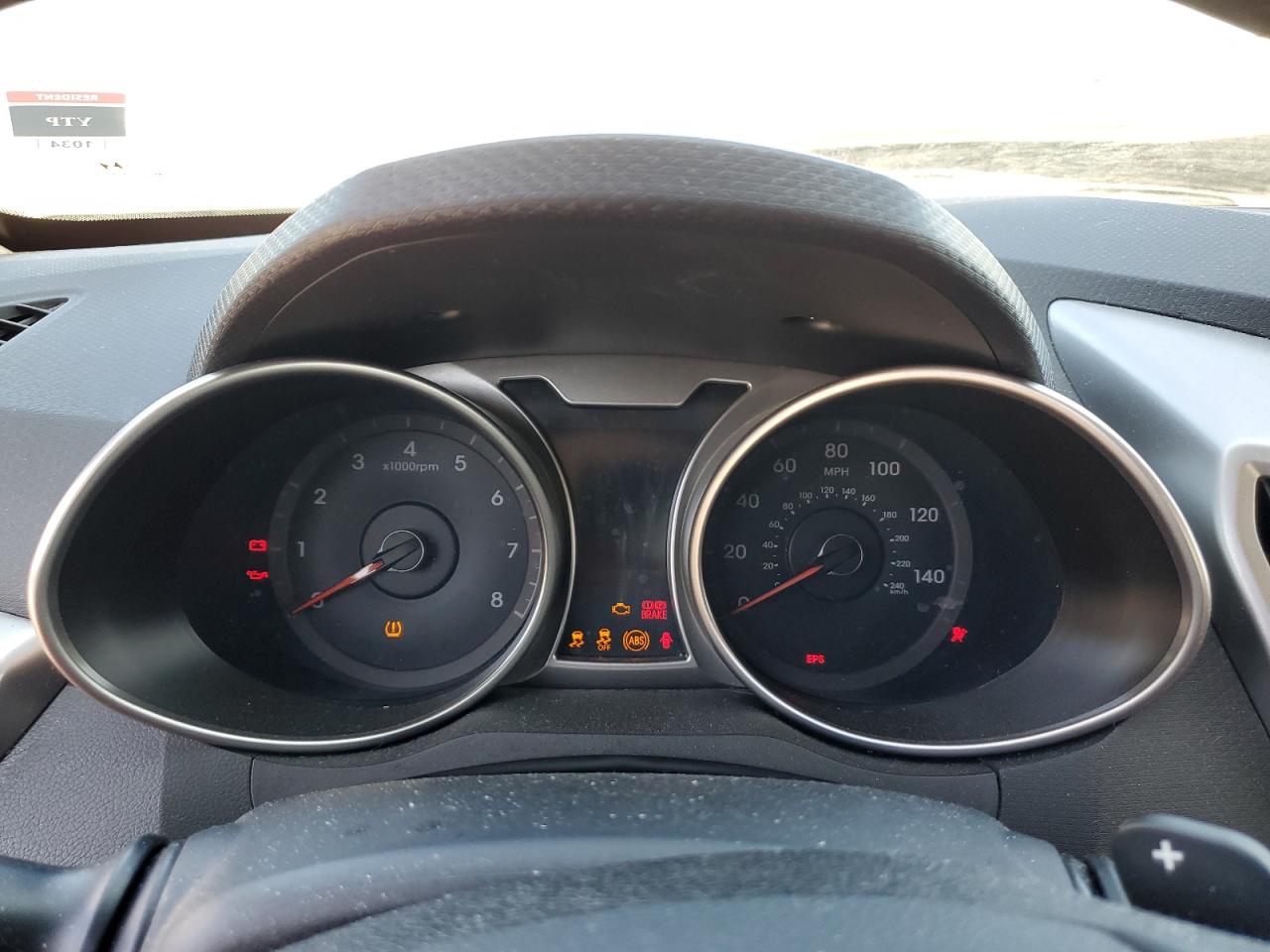 2012 Hyundai Veloster - Image 9