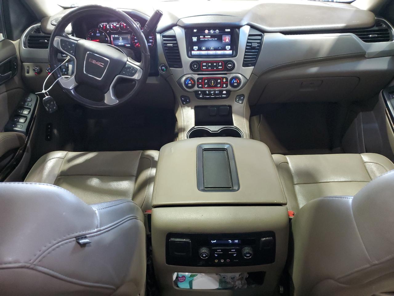 2015 GMC Yukon - Image 8