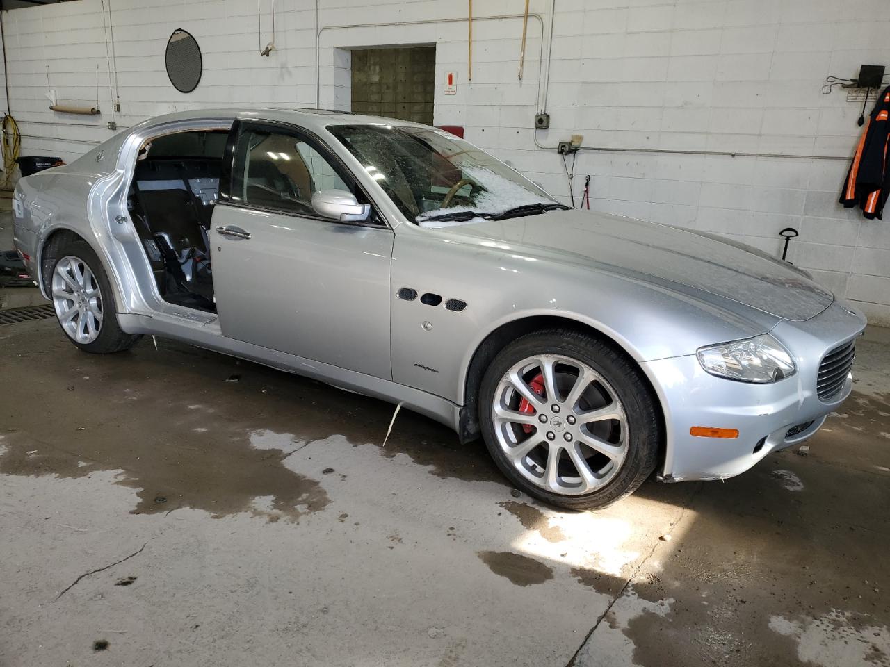 2005 Maserati Quattroporte - Image 4