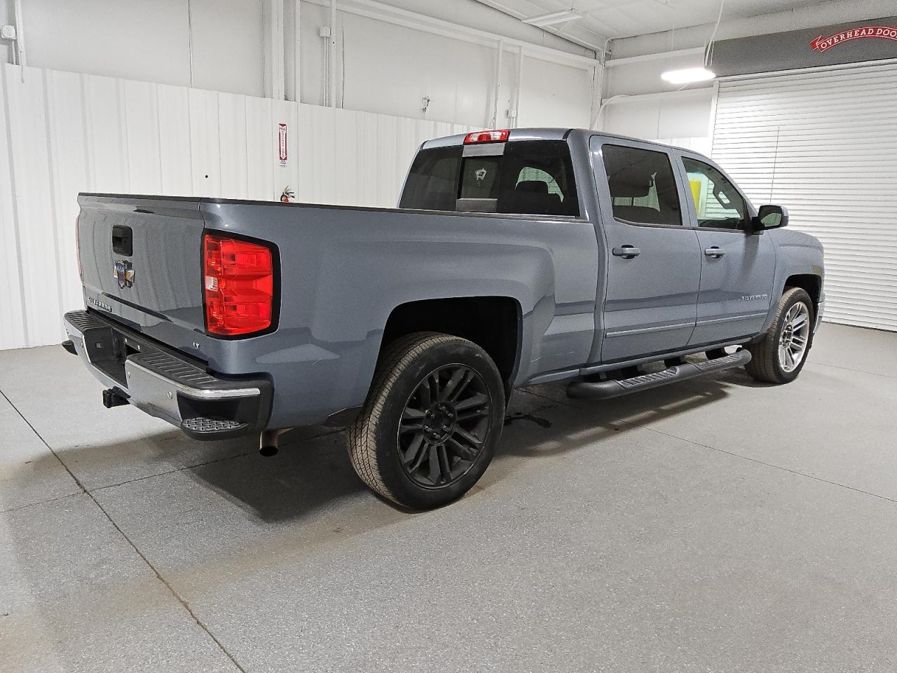 2015 Chevrolet S-10 Pickup - Image 3
