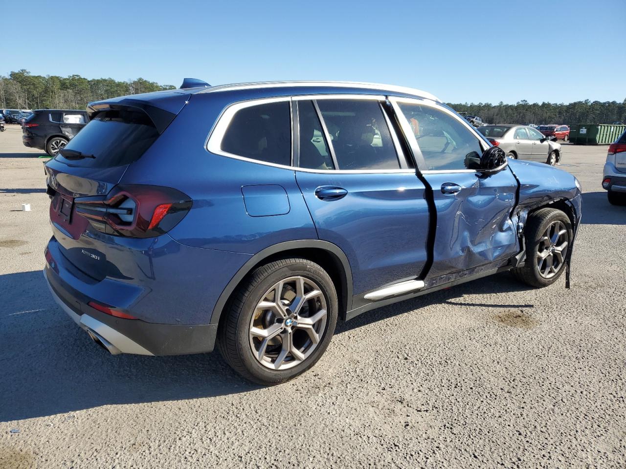 2022 BMW X3 - Image 3