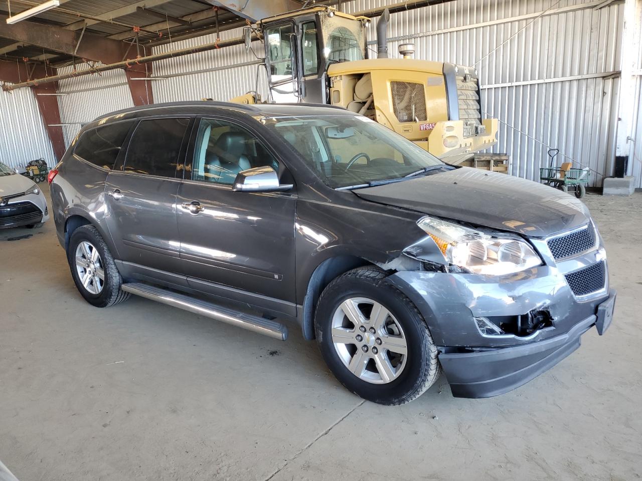 2010 Chevrolet Traverse - Image 4
