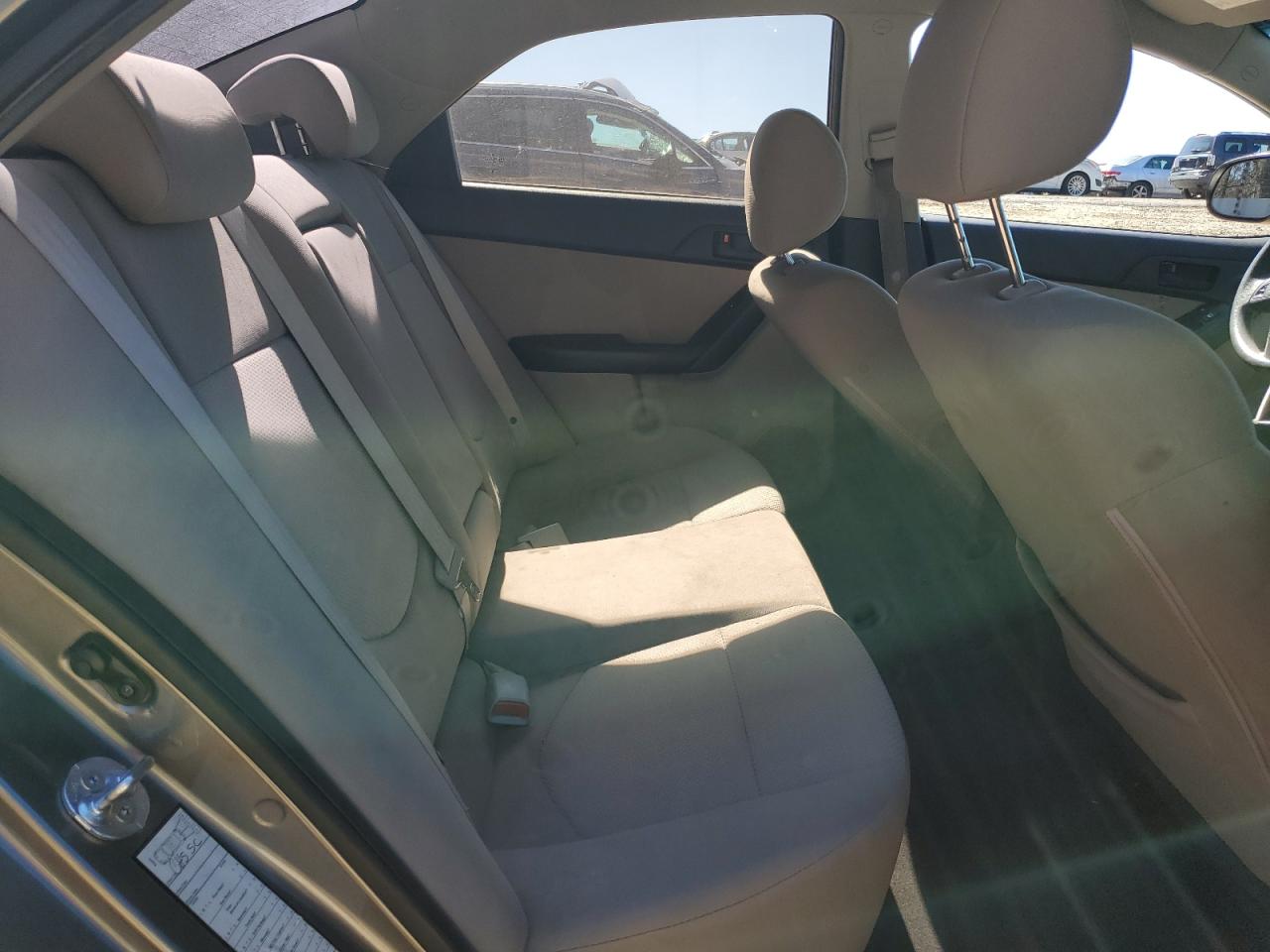 2011 Kia Forte - Image 10
