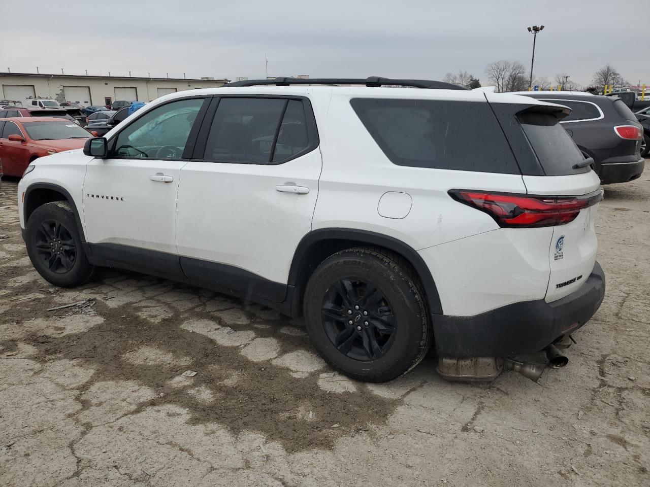 2022 Chevrolet Traverse - Image 2