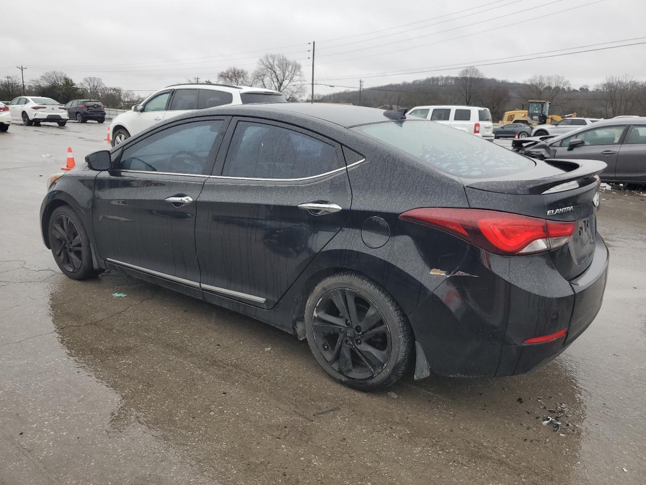 2014 Hyundai Elantra - Image 2