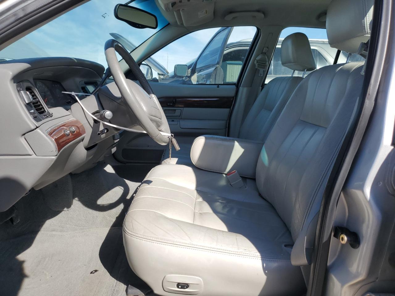 2003 Mercury Grand Marquis - Image 7