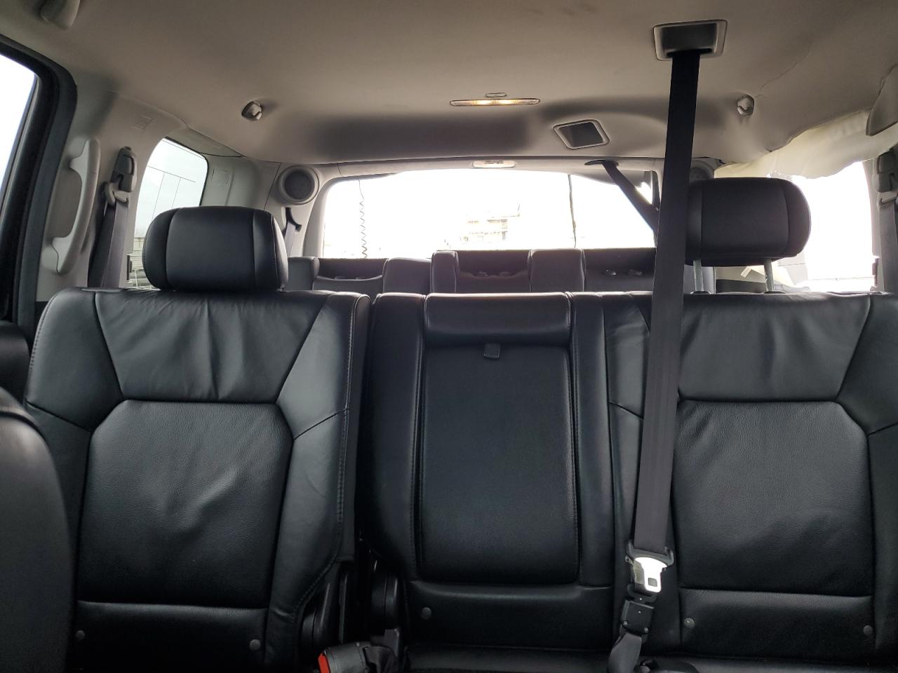 2010 Honda Pilot - Image 10