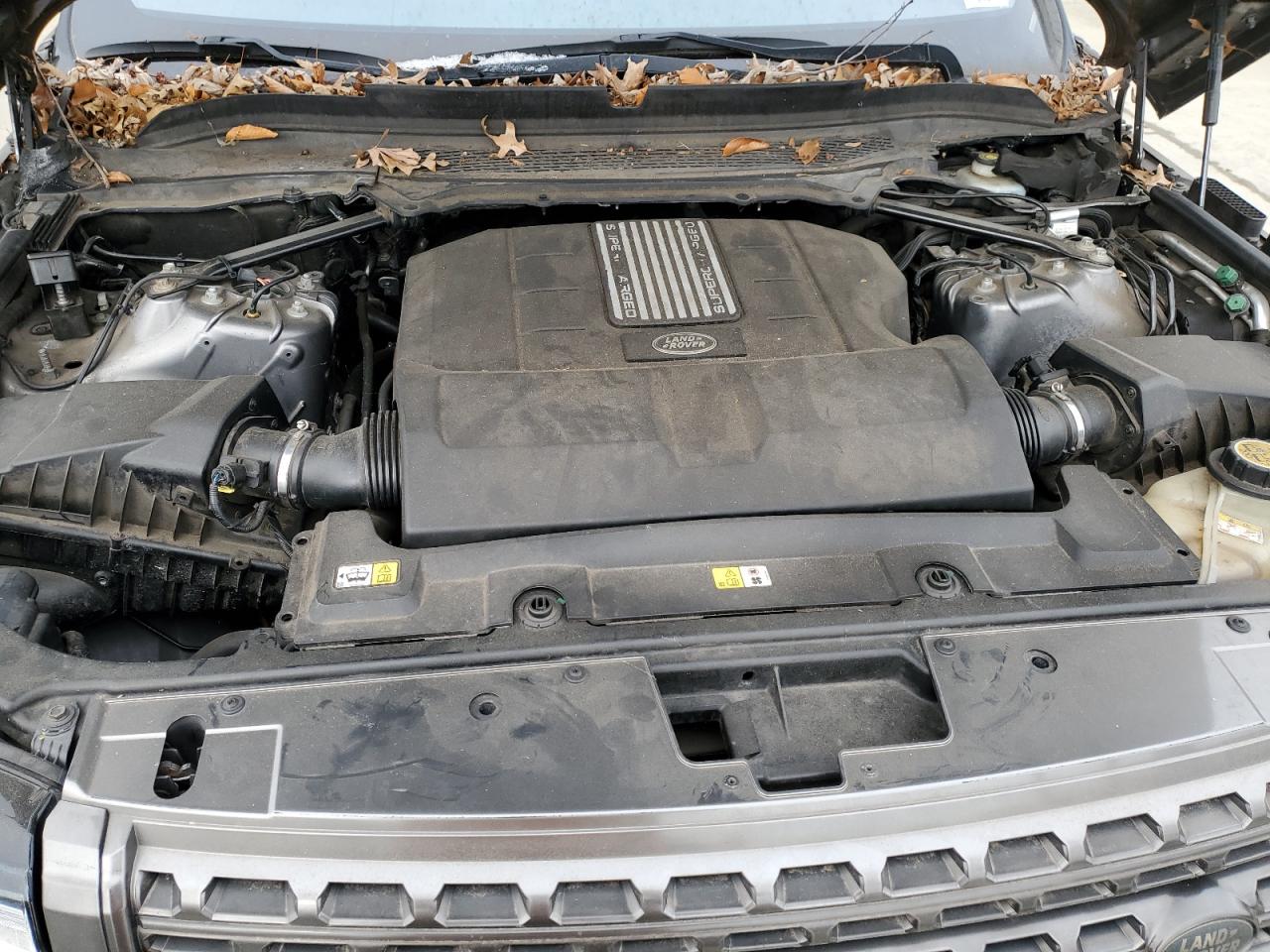 2016 Land Rover Range Rover - Image 12