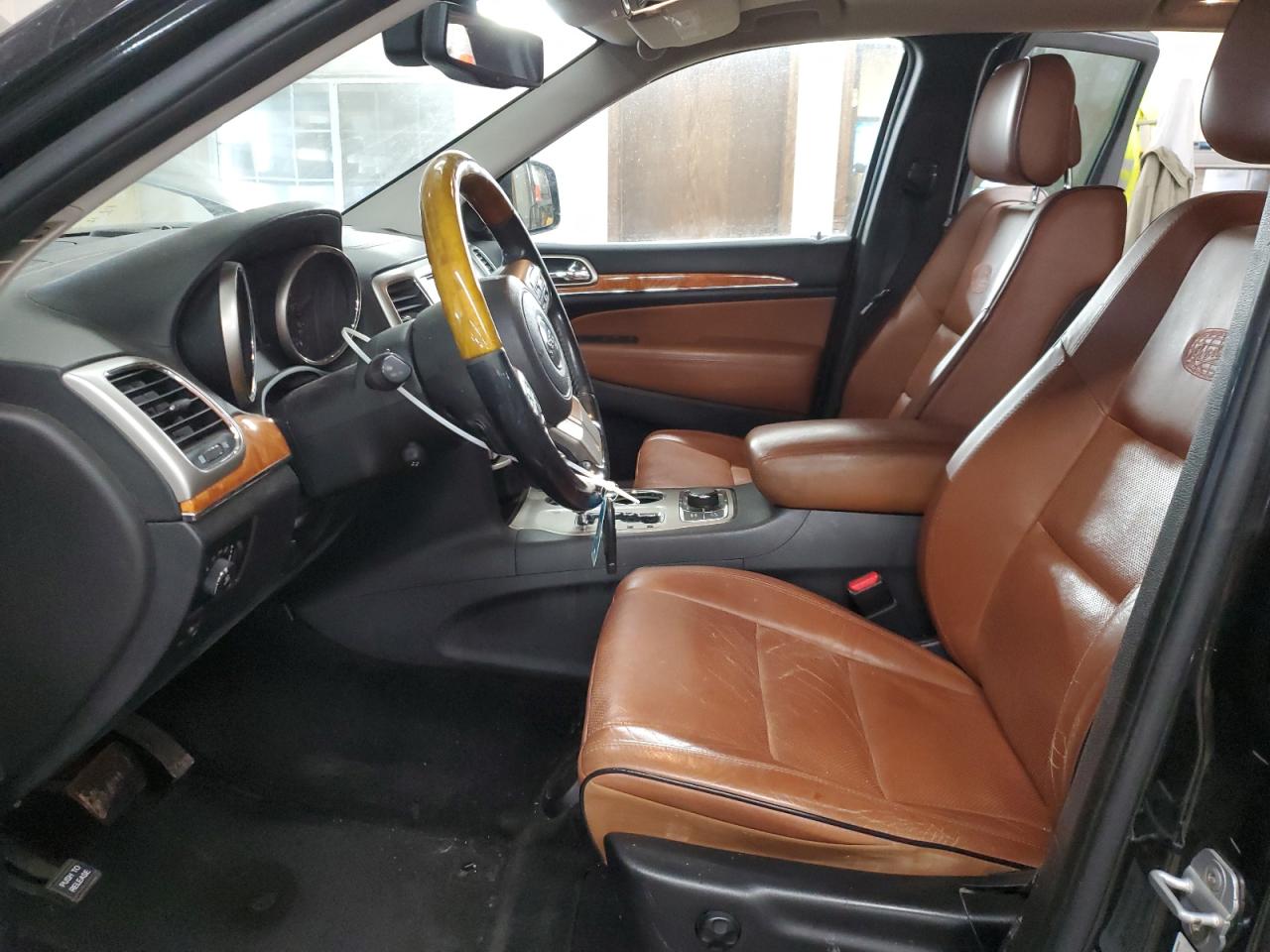 2012 Jeep Grand Cherokee - Image 7
