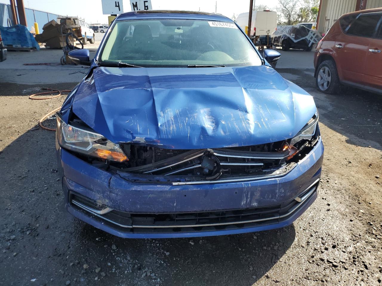 2017 Volkswagen Passat - Image 5