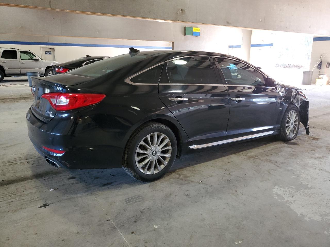2015 Hyundai Sonata - Image 3