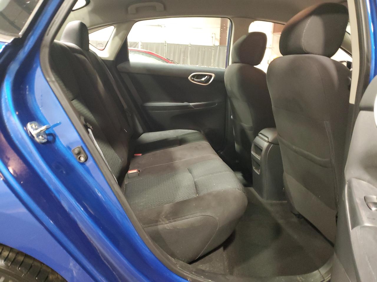 2015 Nissan Sentra - Image 10
