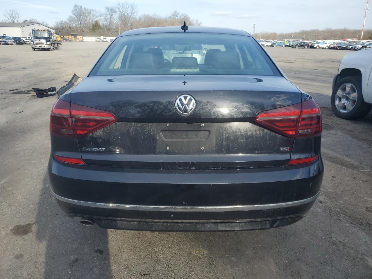 2018 Volkswagen Passat - Image 6